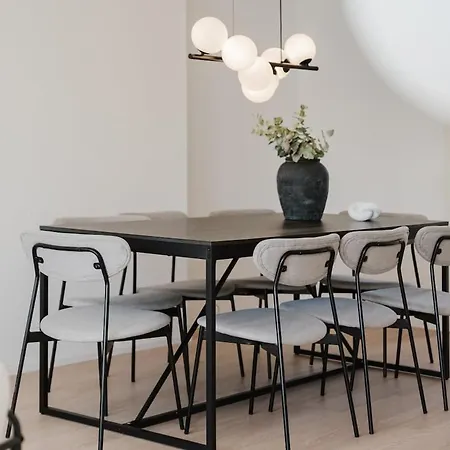4 Bedroom Penthouse - Whirlpool - Zentral - Kueche - Wifi - Kaffee - Geraeumig - Terrasse - Parkhaus